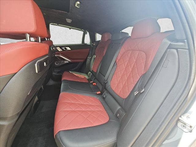 Used 2024 BMW X6 M60i AWD/4WD image 17