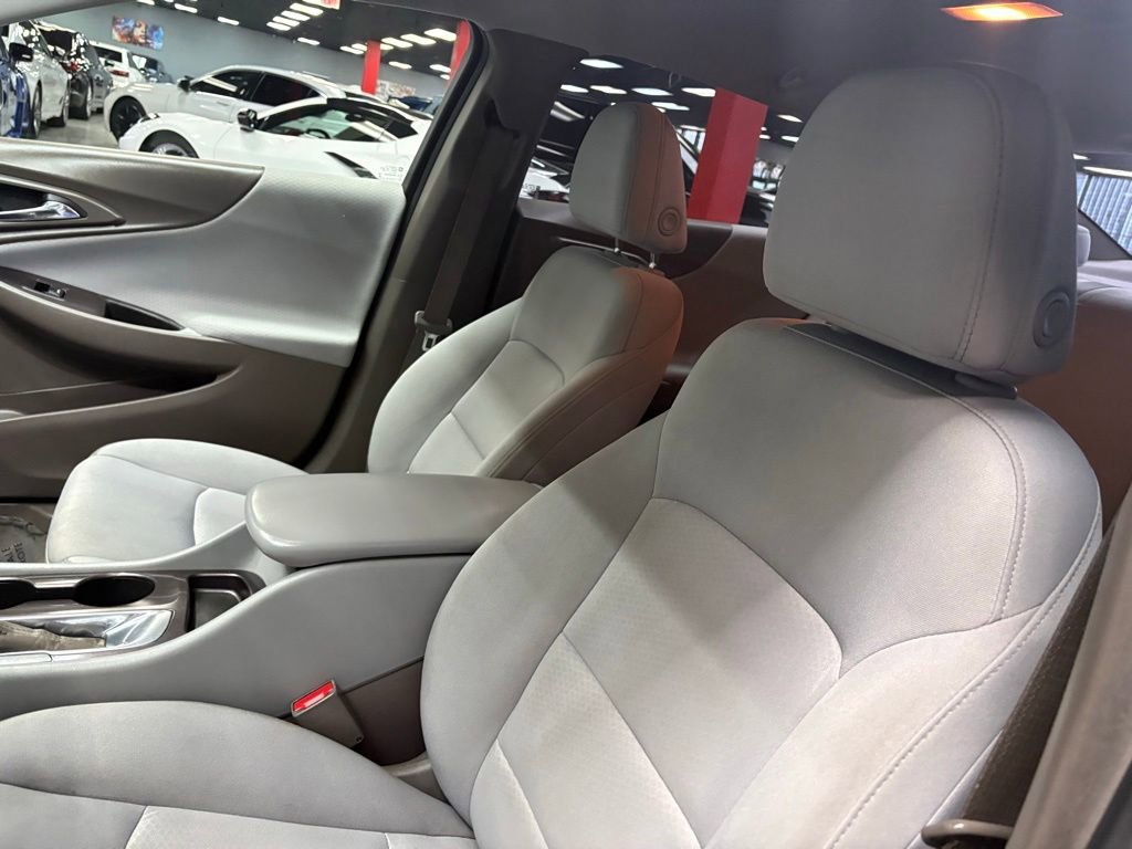 Used 2019 Chevrolet Malibu LS FWD image 16