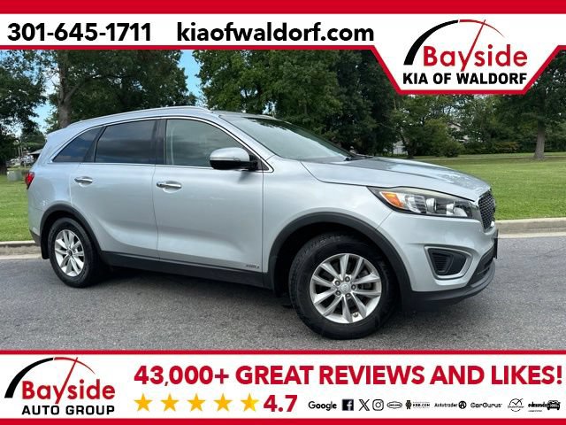 Used 2017 Kia Sorento AWD w/ LX Convenience Package image 1