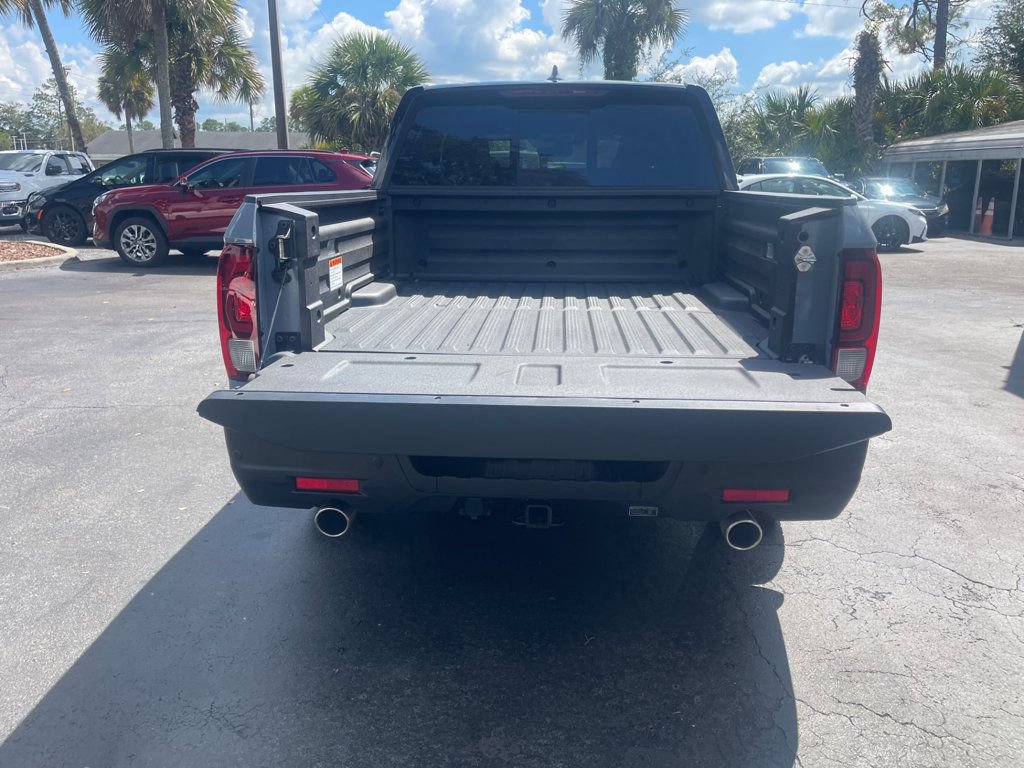 Used 2025 Honda Ridgeline TrailSport+ image 5