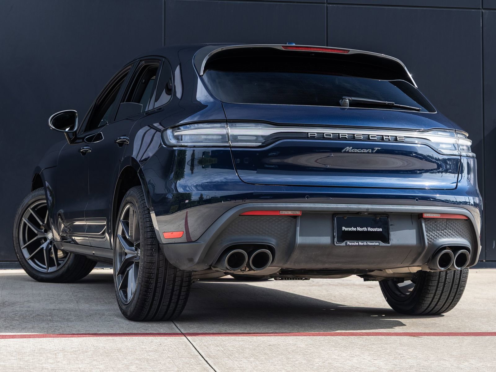 Certified 2023 Porsche Macan Turbo AWD/4WD image 3