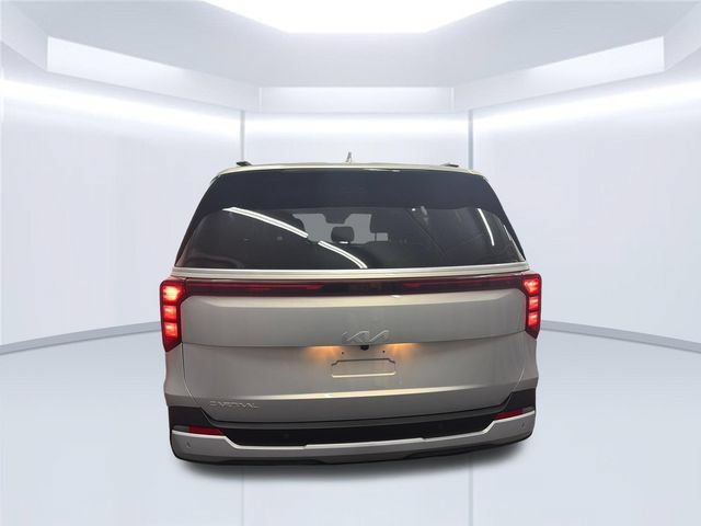 Used 2026 Kia Carnival EX FWD image 4