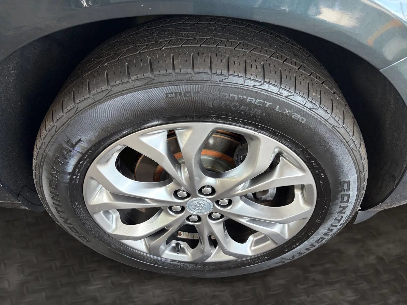 Used 2019 Buick Enclave Avenir w/ Avenir Technology Package AWD/4WD image 41