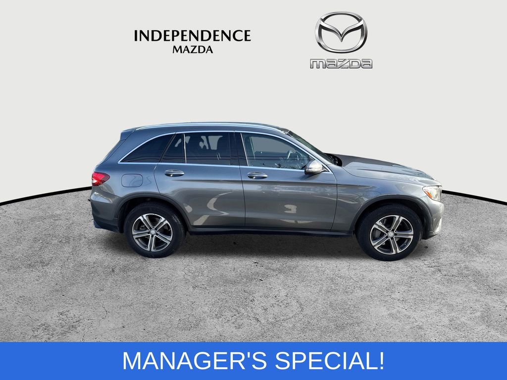 Used 2017 Mercedes-Benz GLC 300 GLC 300 image 2