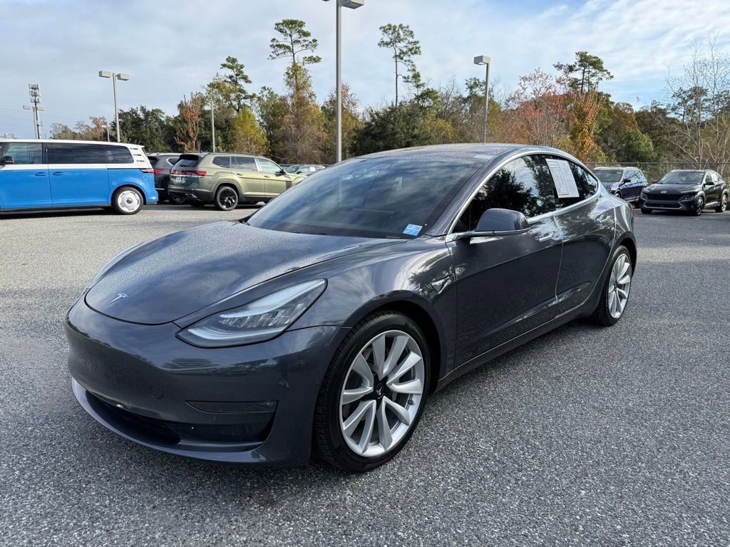Used 2018 Tesla Model 3 Long Range image 1