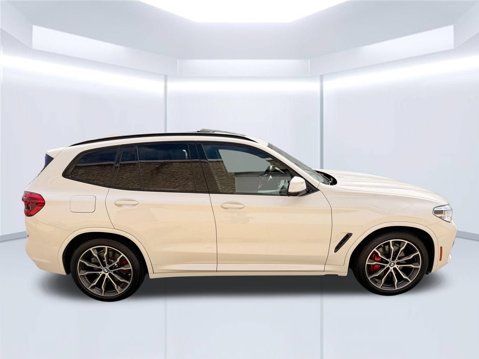 Used 2021 BMW X3 M40i w/ Shadowloine Package AWD/4WD image 4