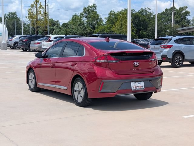 Used 2022 Hyundai Ioniq SE FWD image 4