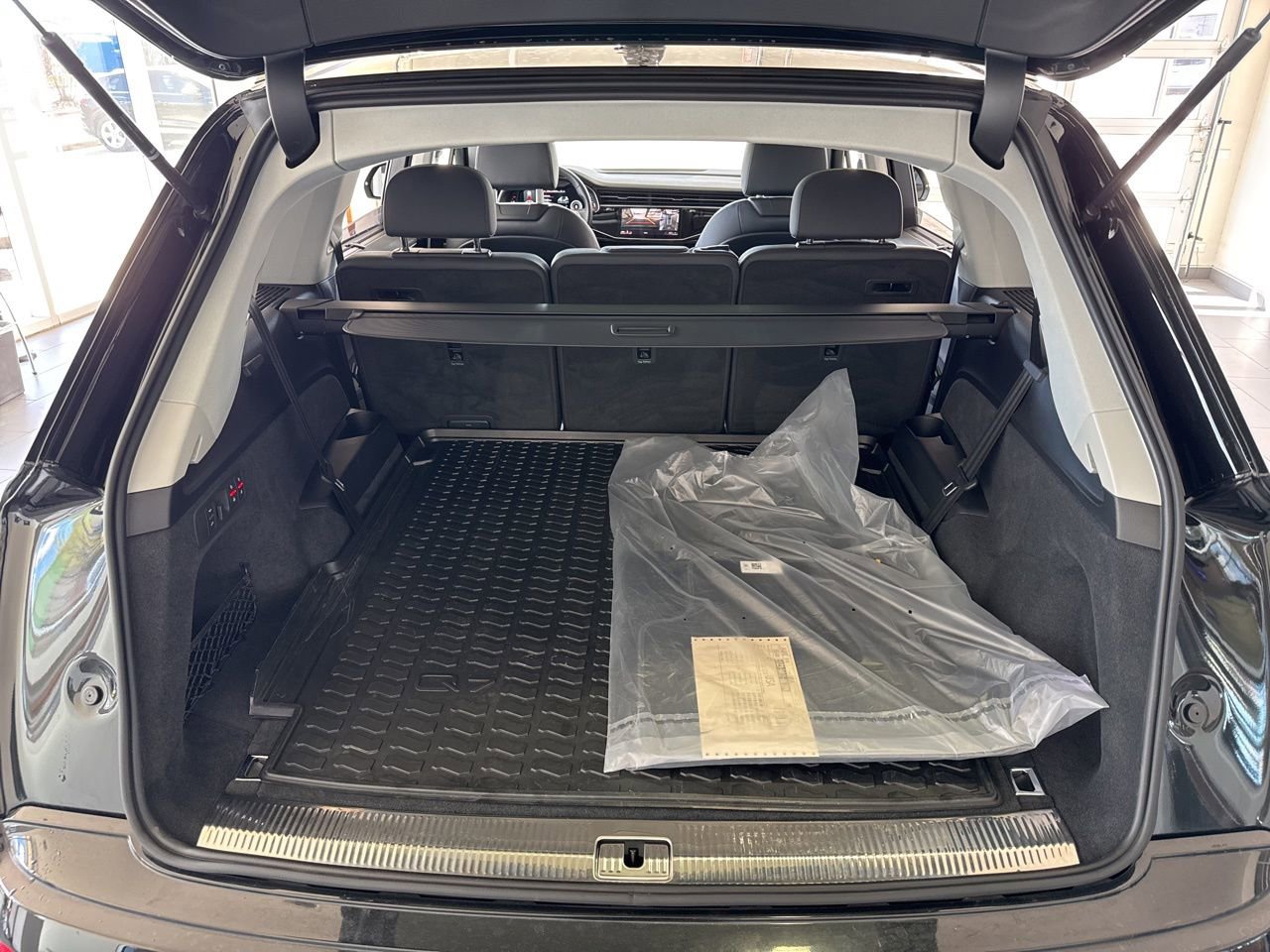 Used 2022 Audi Q7 3.0T Prestige image 10