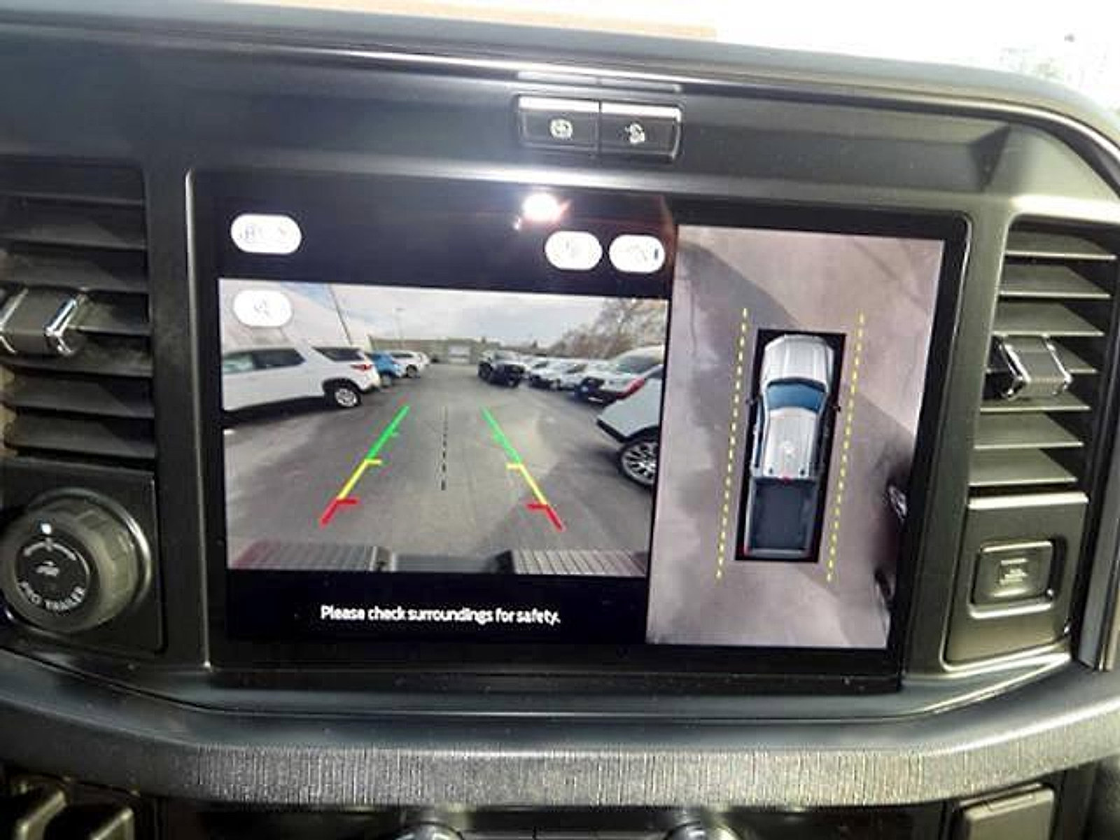 Used 2025 Ford F350 Platinum w/ FX4 Off-Road Package image 29