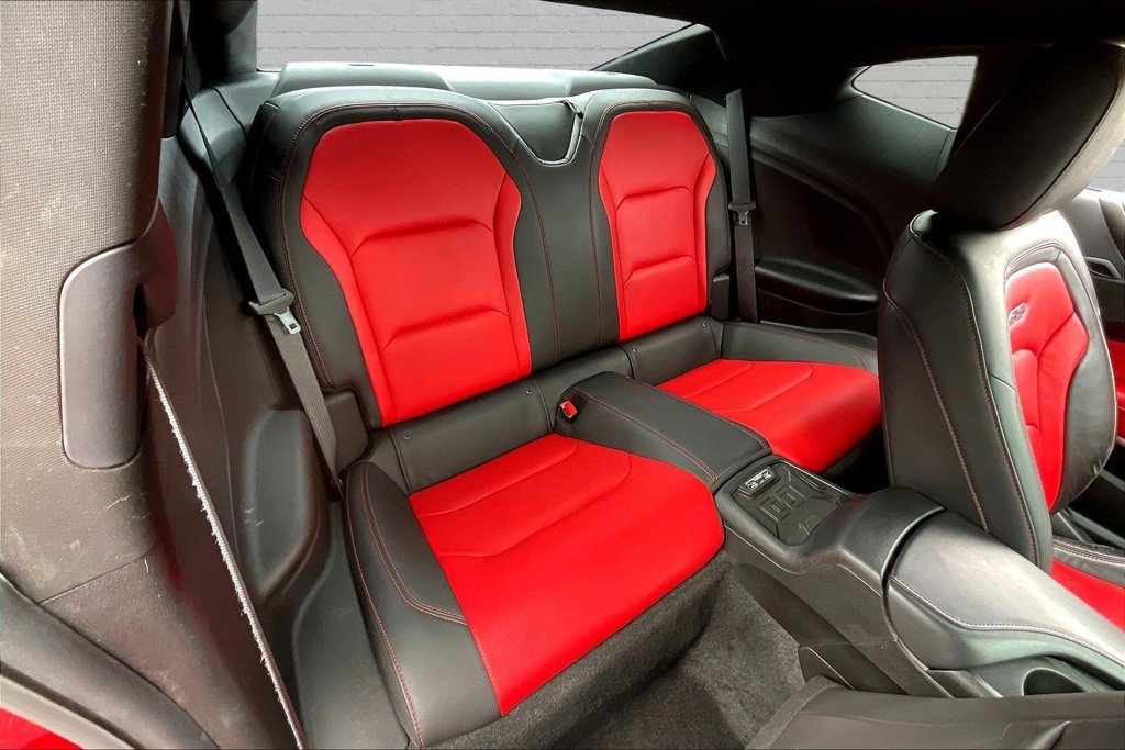 Used 2021 Chevrolet Camaro SS RWD image 23