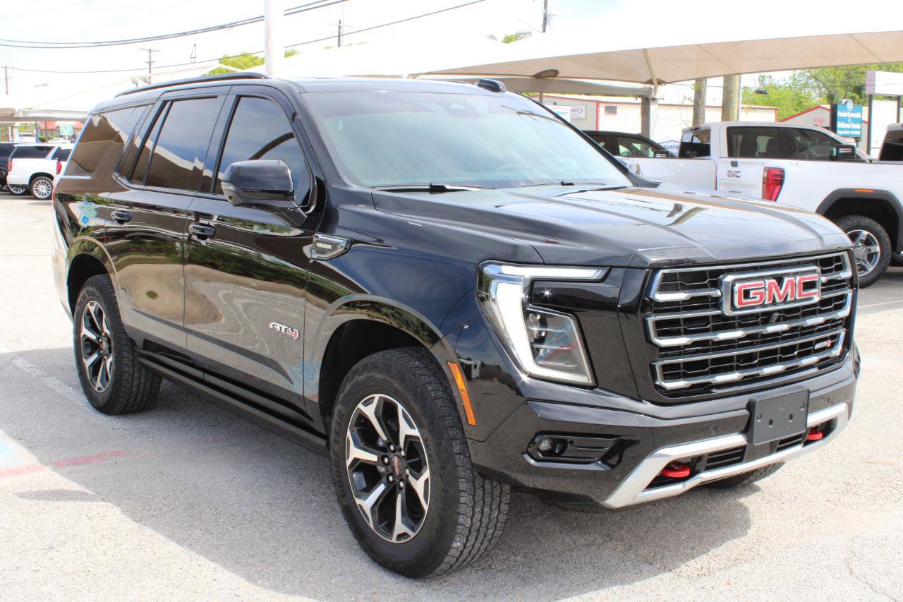 Used 2026 GMC Yukon AT4 w/ AT4 Premium Plus Package image 2