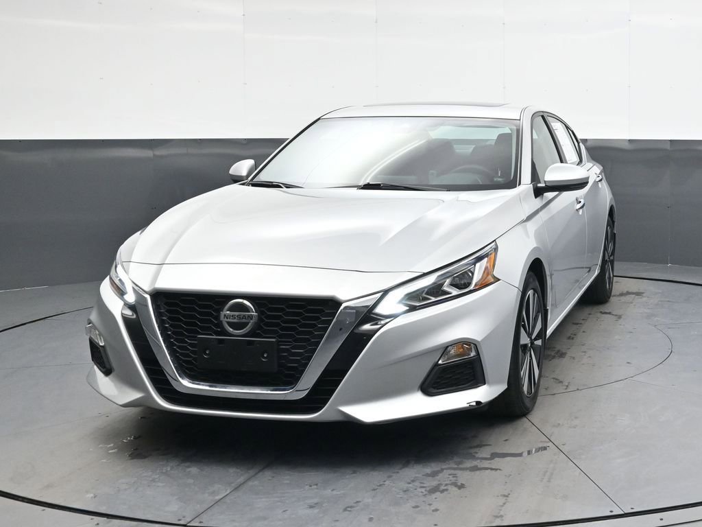 Used 2021 Nissan Altima 2.5 SV w/ SV Premium Package image 9