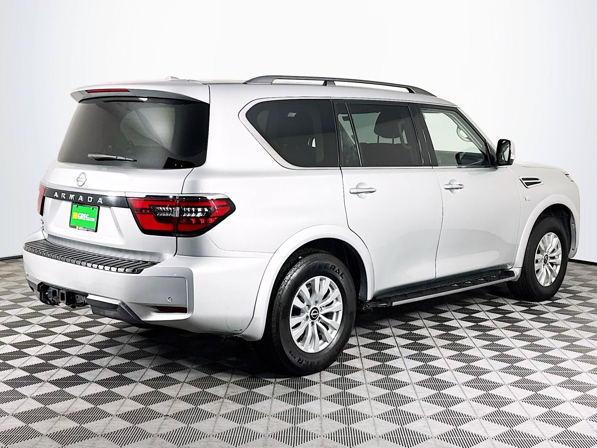 Used 2021 Nissan Armada SV RWD image 8