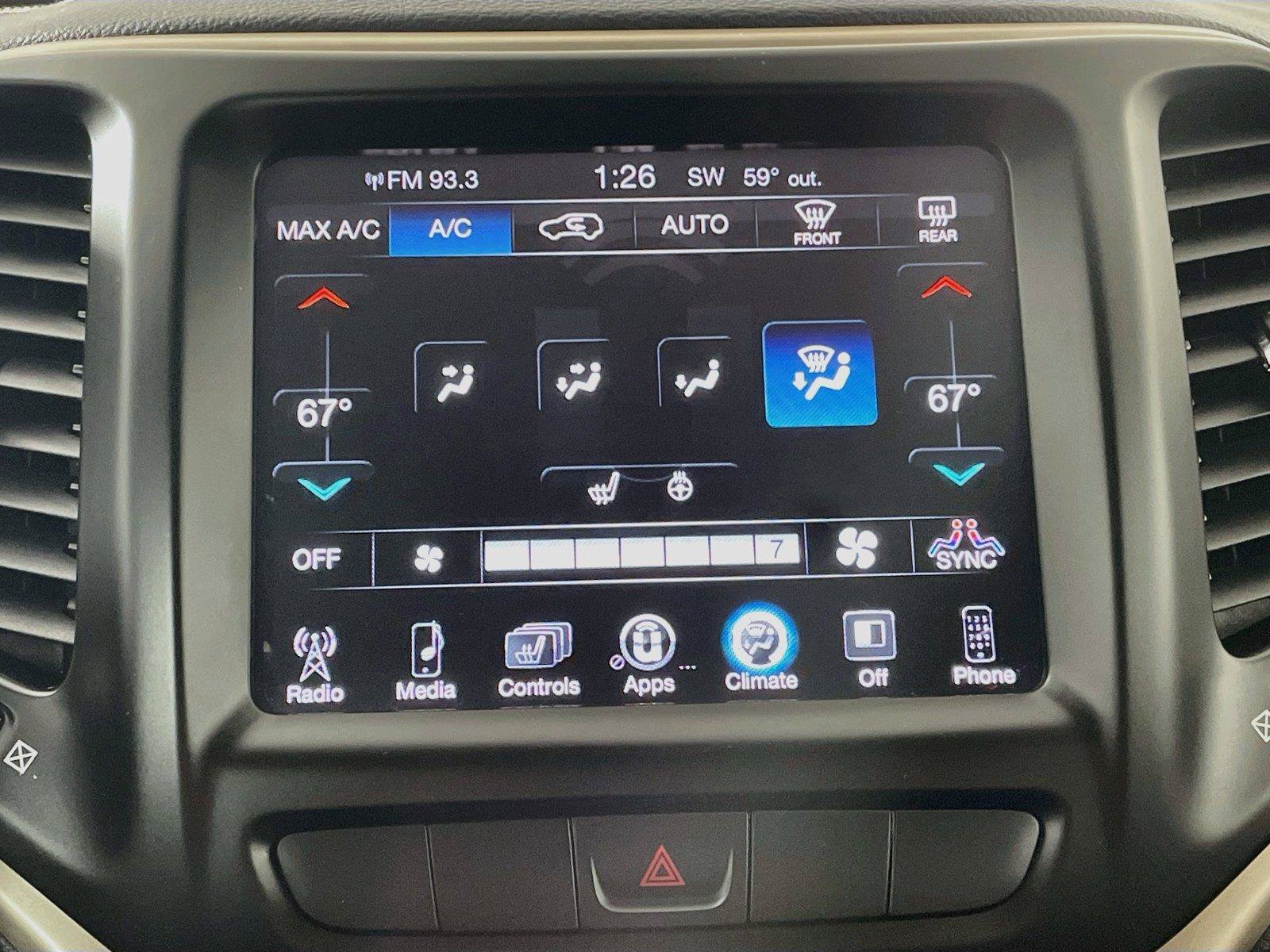 Used 2014 Jeep Cherokee Latitude w/ Comfort/Convenience Group AWD/4WD image 9