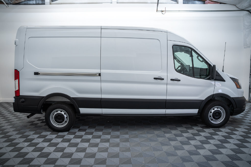 New 2026 Ford Transit 150 148 Medium Roof RWD image 4