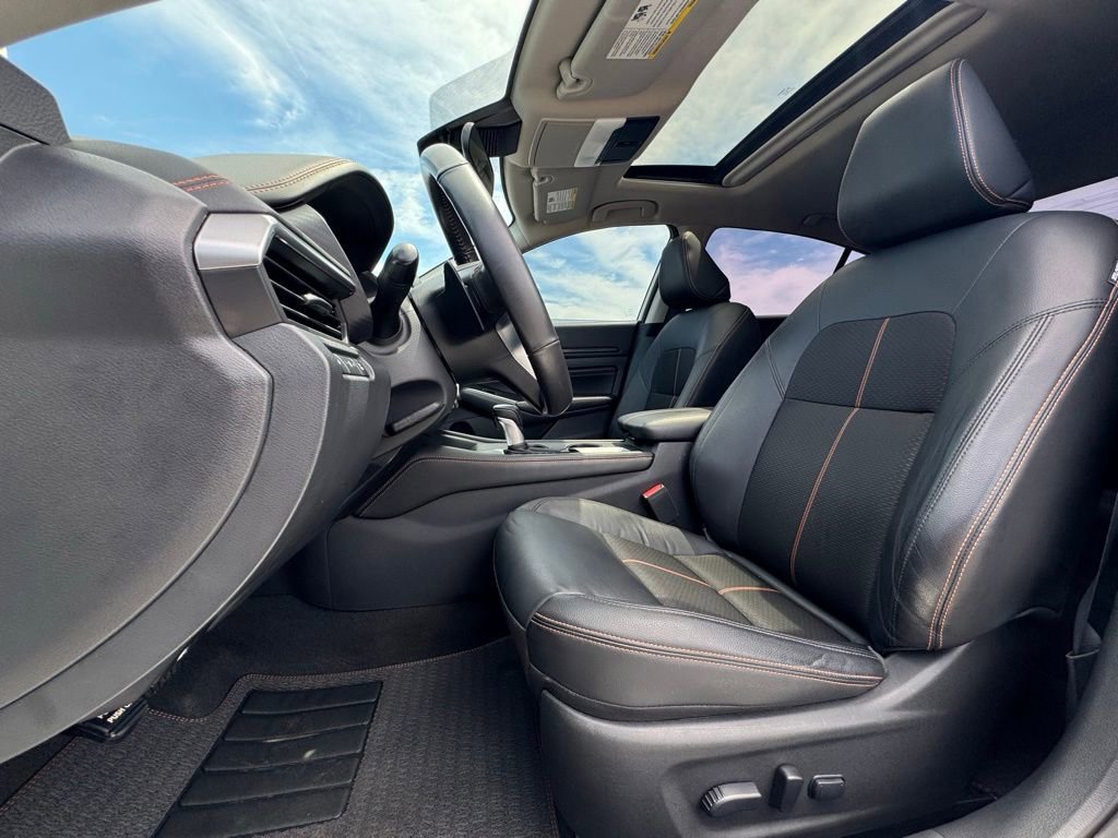 Used 2022 Nissan Altima 2.5 SR w/ Midnight Edition Package FWD image 17