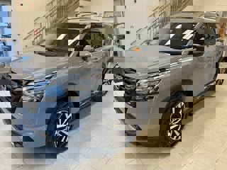 Used 2025 Nissan Pathfinder Platinum w/ Black Appearance Package image 2