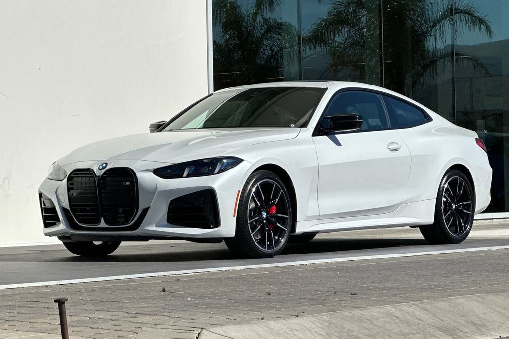 New 2026 BMW 440i xDrive Coupe w/ Parking Assistance Package image 7