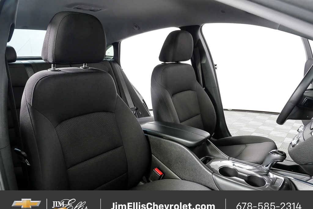 Used 2017 Chevrolet Malibu LT image 20