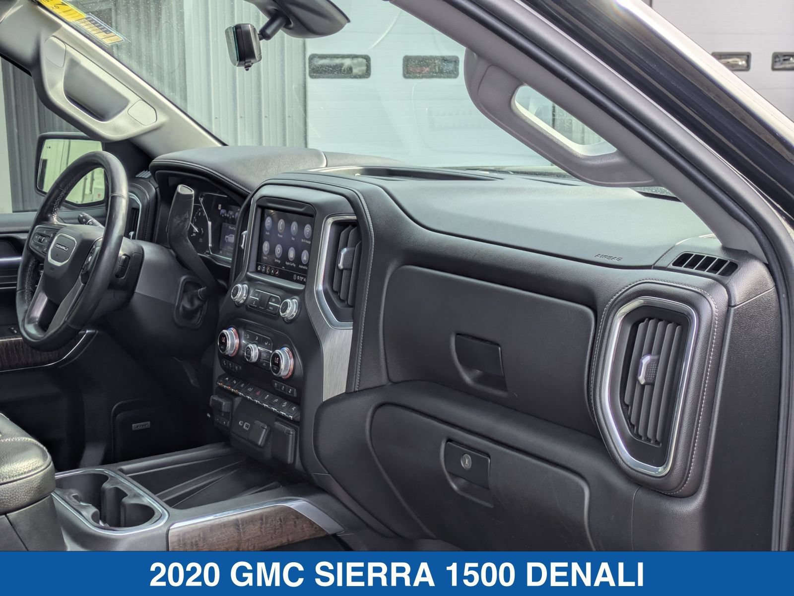Used 2020 GMC Sierra 1500 Denali w/ Denali Ultimate Package AWD/4WD image 39