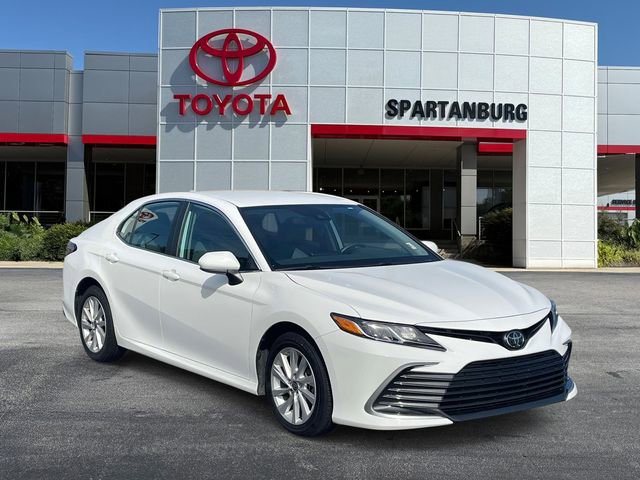 Used 2024 Toyota Camry LE image 1