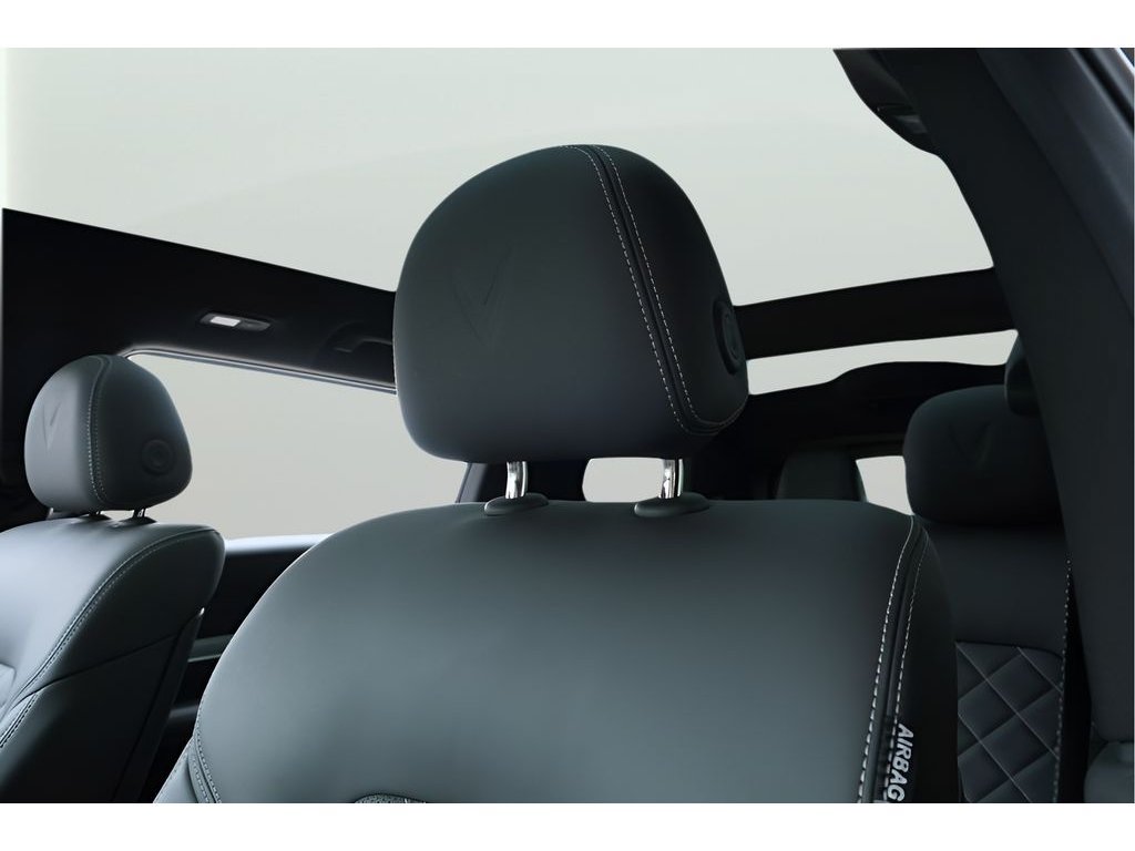 Used 2024 VinFast VF 9 Plus AWD/4WD image 18