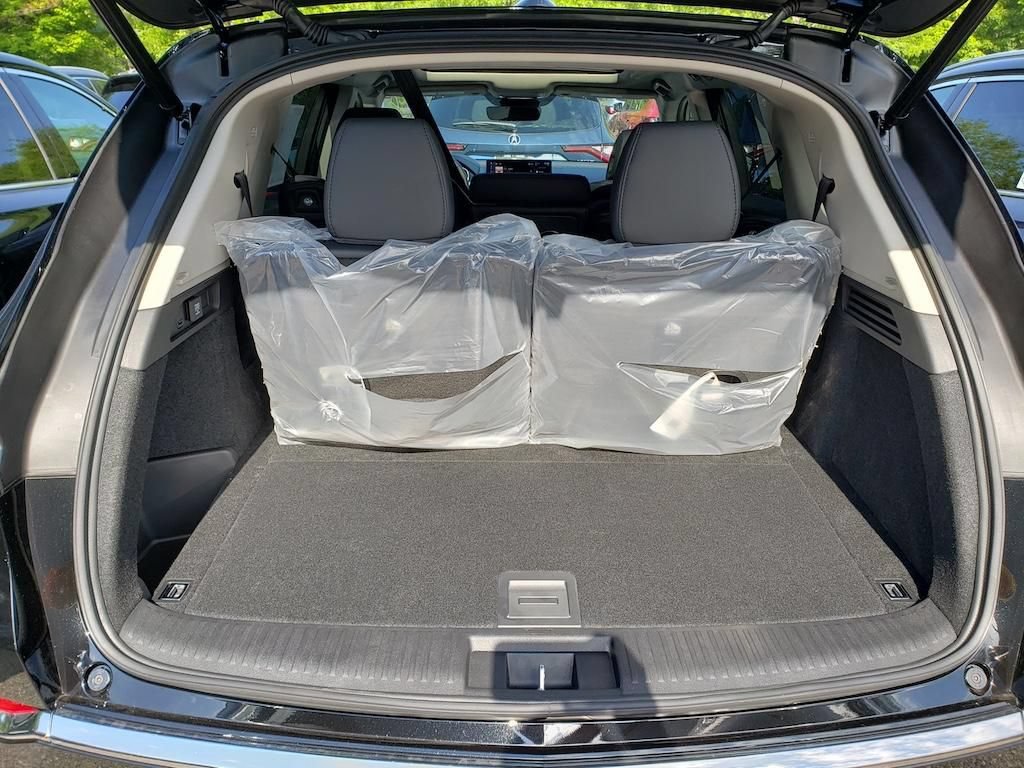 New 2026 Acura MDX SH-AWD image 4
