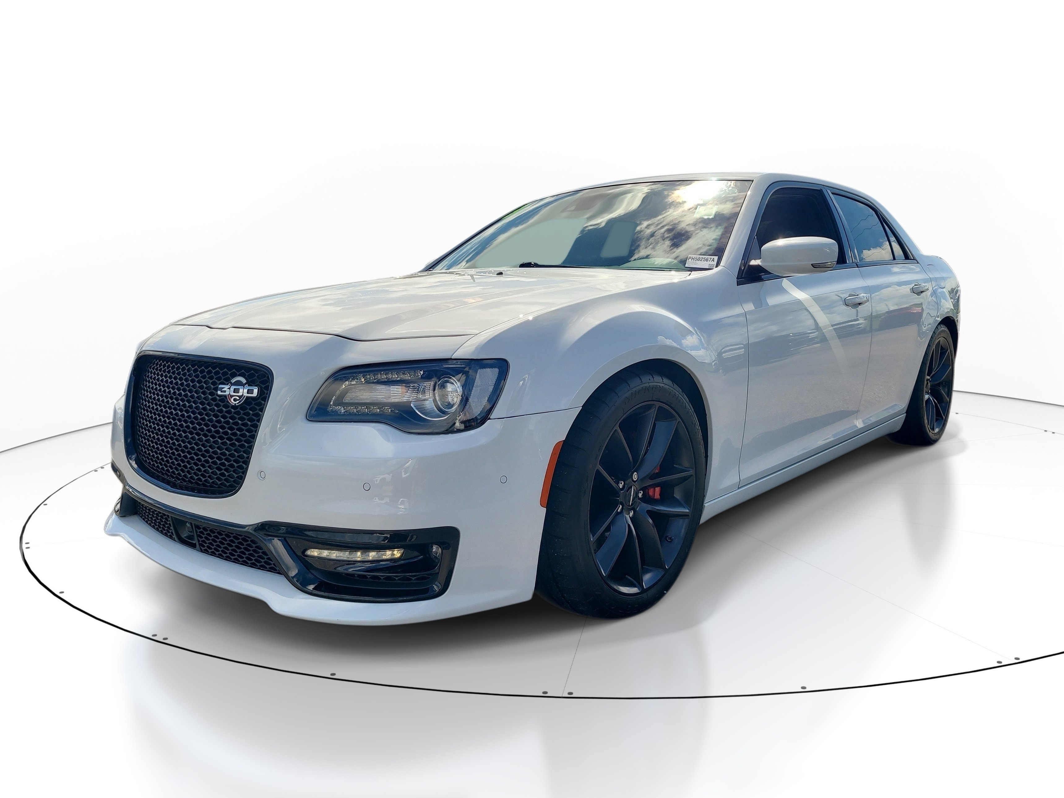 Used 2023 Chrysler 300 C RWD image 3