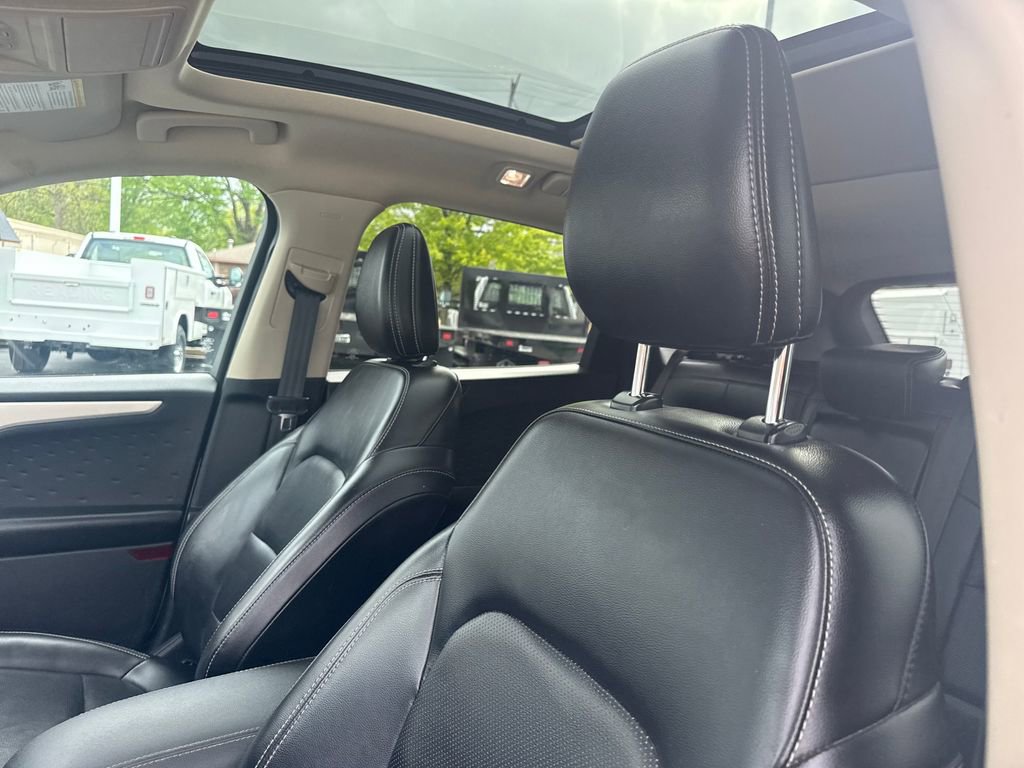 Used 2020 Ford Escape SEL AWD/4WD image 22