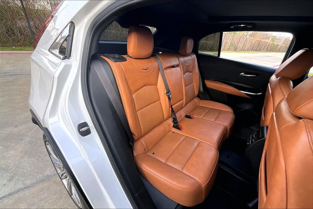 Used 2022 Cadillac XT4 Premium Luxury w/ Cold Weather Package image 35