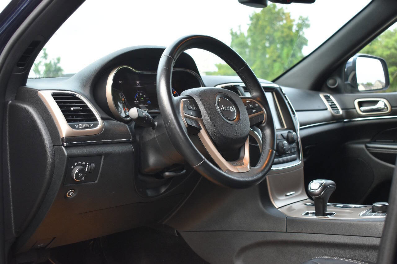 Used 2015 Jeep Grand Cherokee Limited image 20