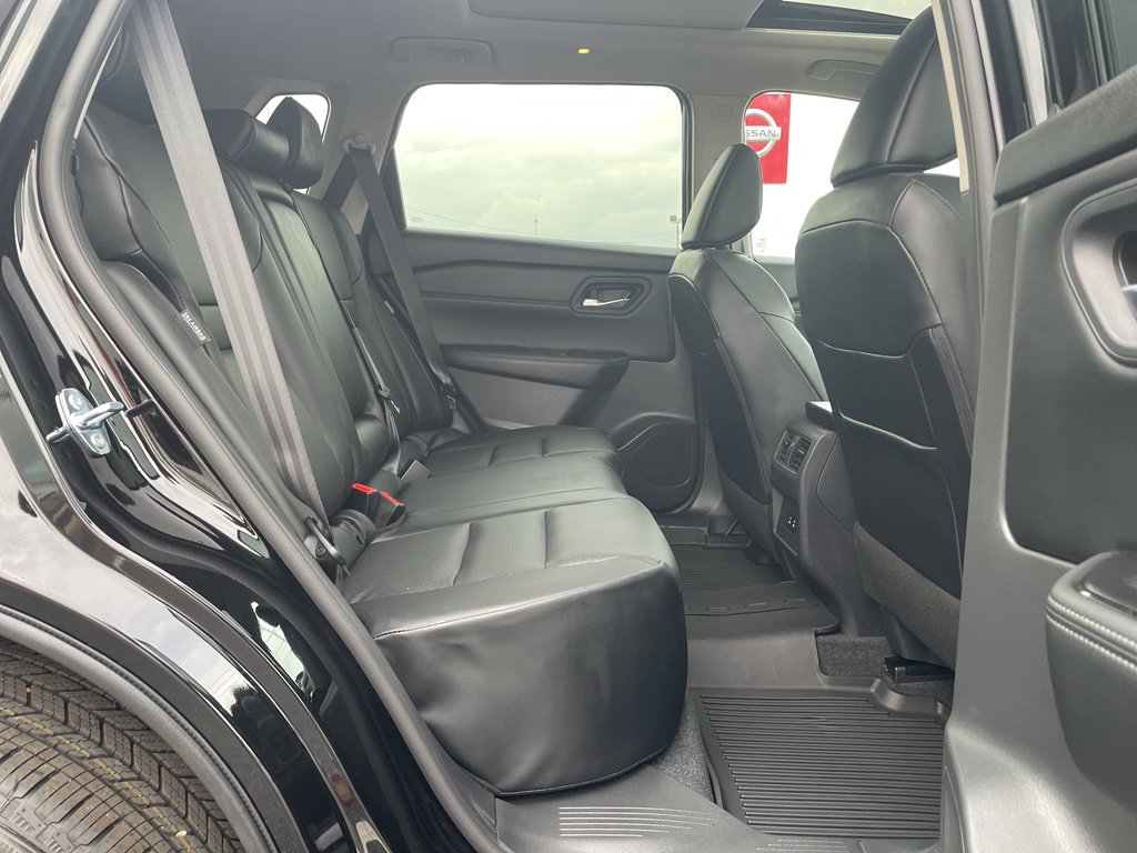 New 2026 Nissan Rogue SV image 25