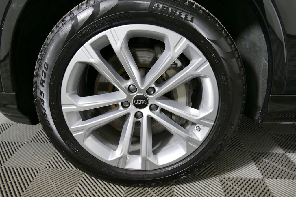 Used 2025 Audi Q7 3.0T Premium Plus AWD/4WD image 26