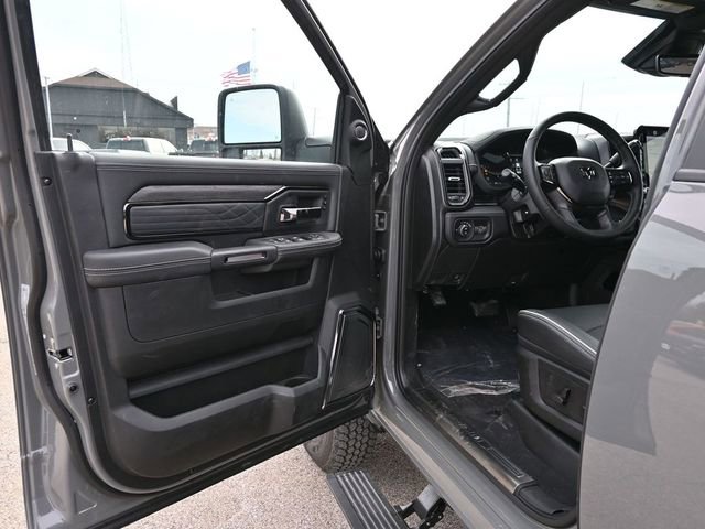 New 2026 RAM 3500 Limited image 15