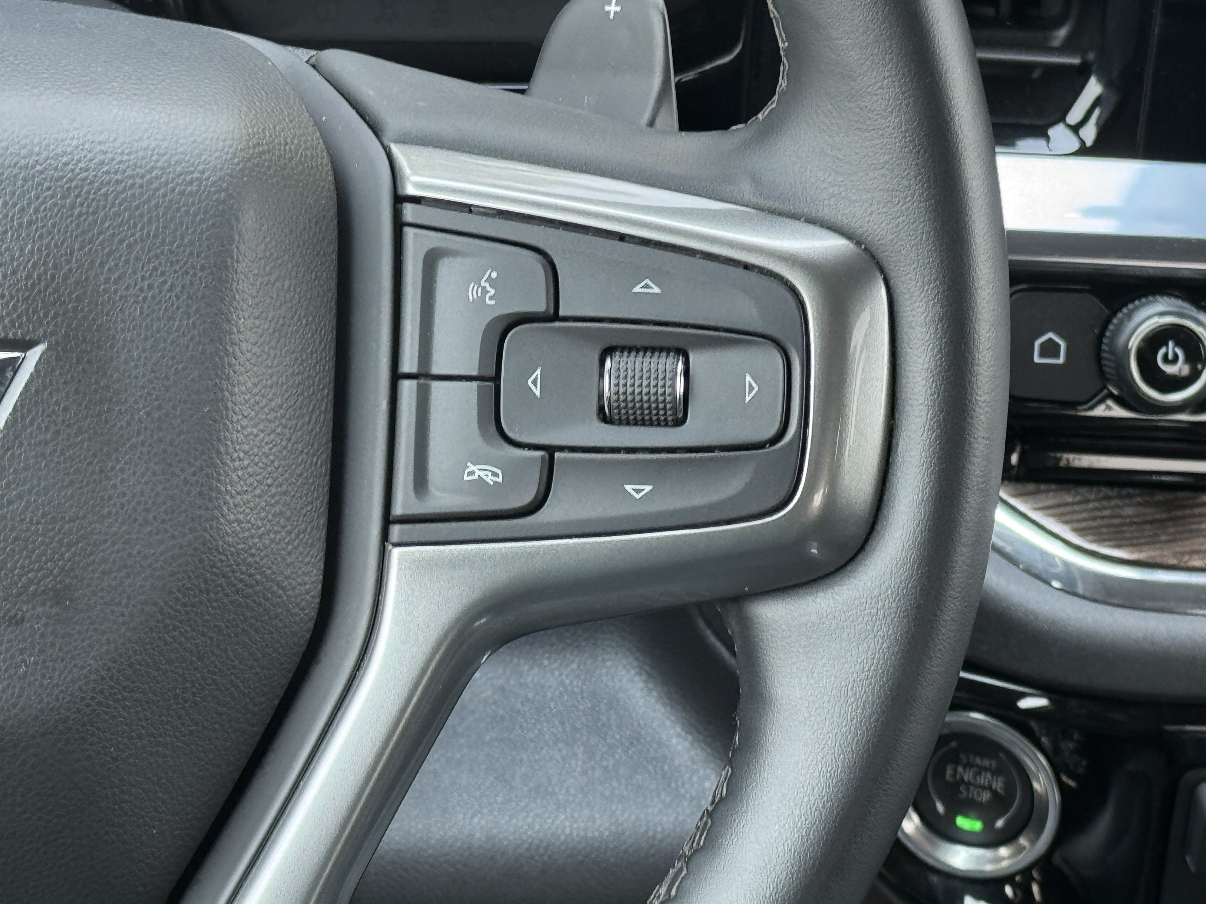 Used 2023 Chevrolet Silverado 1500 LT Trail Boss w/ LT Trail Boss Premium Package AWD/4WD image 37