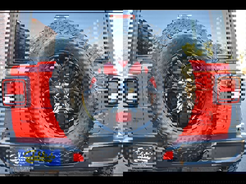 Used 2024 Jeep Wrangler Willys image 14