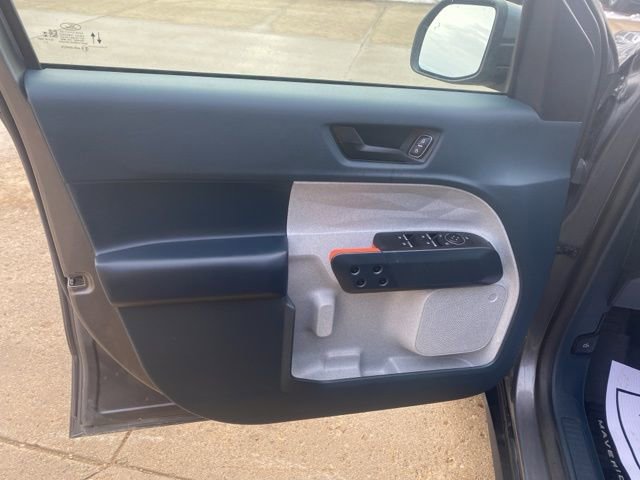 Used 2023 Ford Maverick XLT w/ XLT Luxury Package image 7