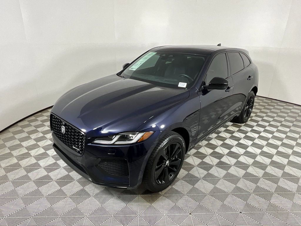 Certified 2025 Jaguar F-PACE R-Dynamic S image 9