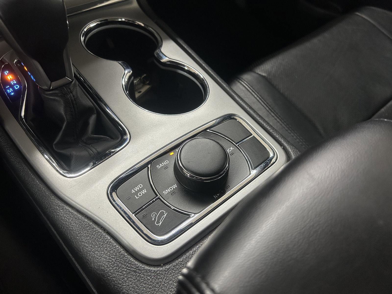 Used 2019 Jeep Grand Cherokee Limited w/ Luxury Group II image 21