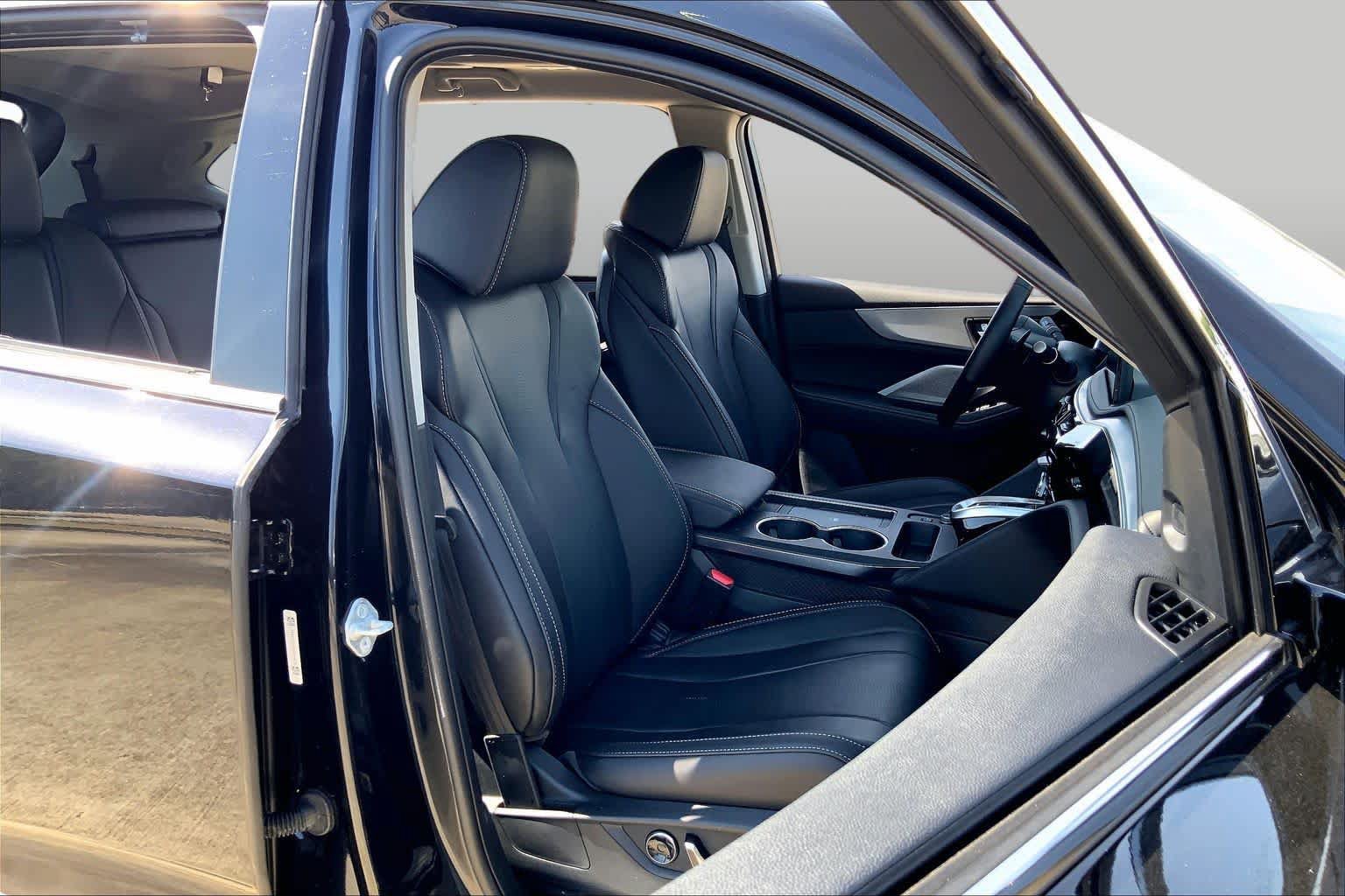 Used 2026 Acura MDX w/ Technology Package FWD image 9