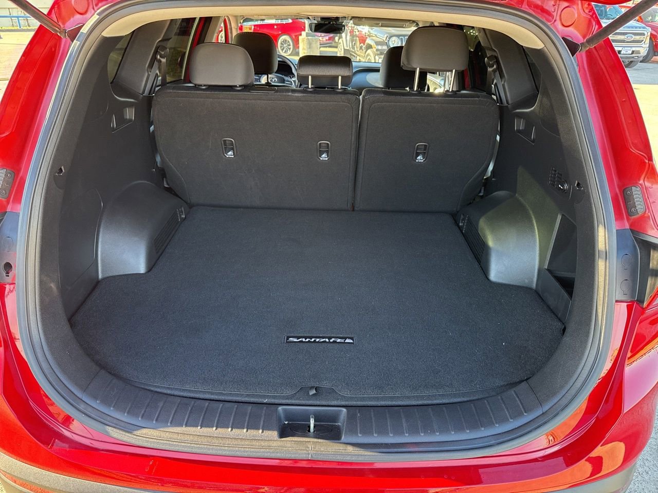 Used 2021 Hyundai Santa Fe SE w/ Cargo Package image 10