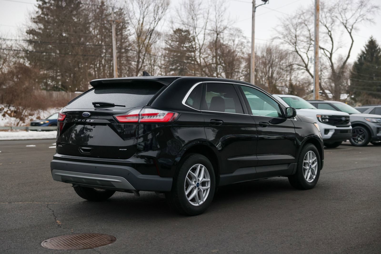 Certified 2022 Ford Edge SEL w/ Convenience Package image 5