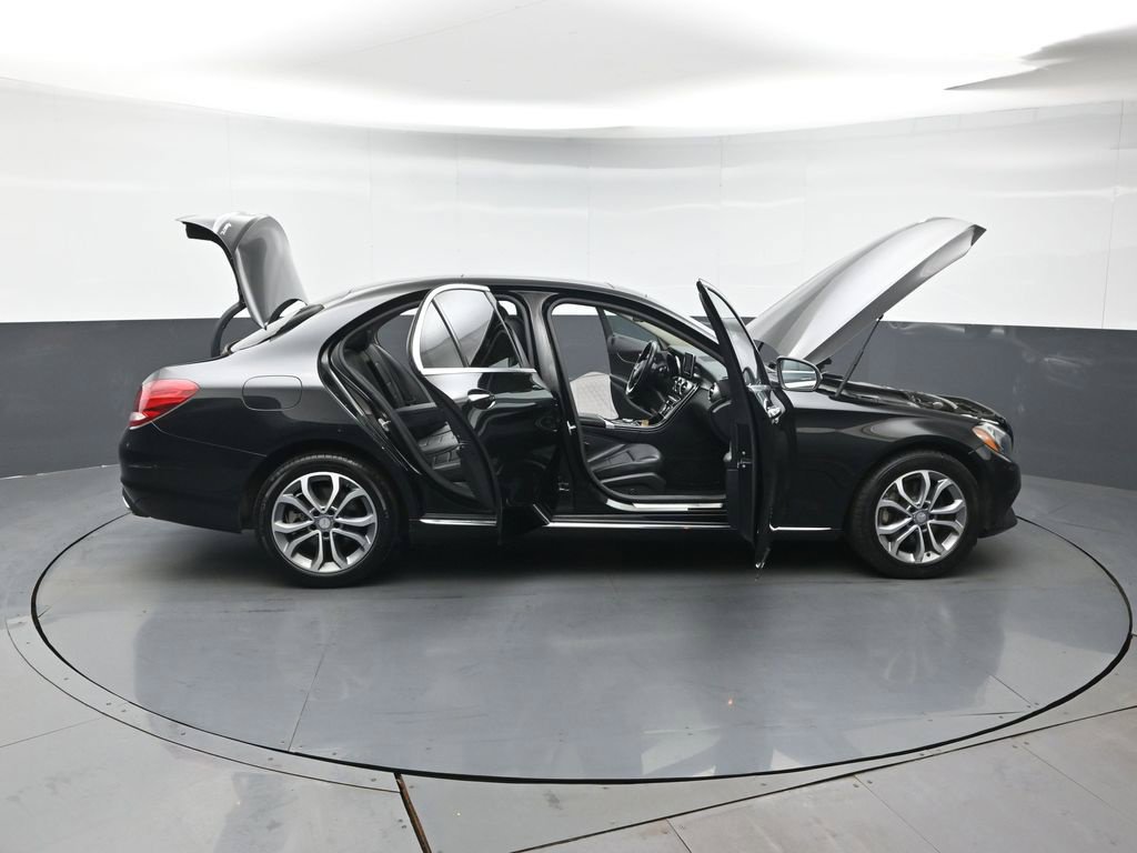Used 2017 Mercedes-Benz C 300 4MATIC Sedan image 47