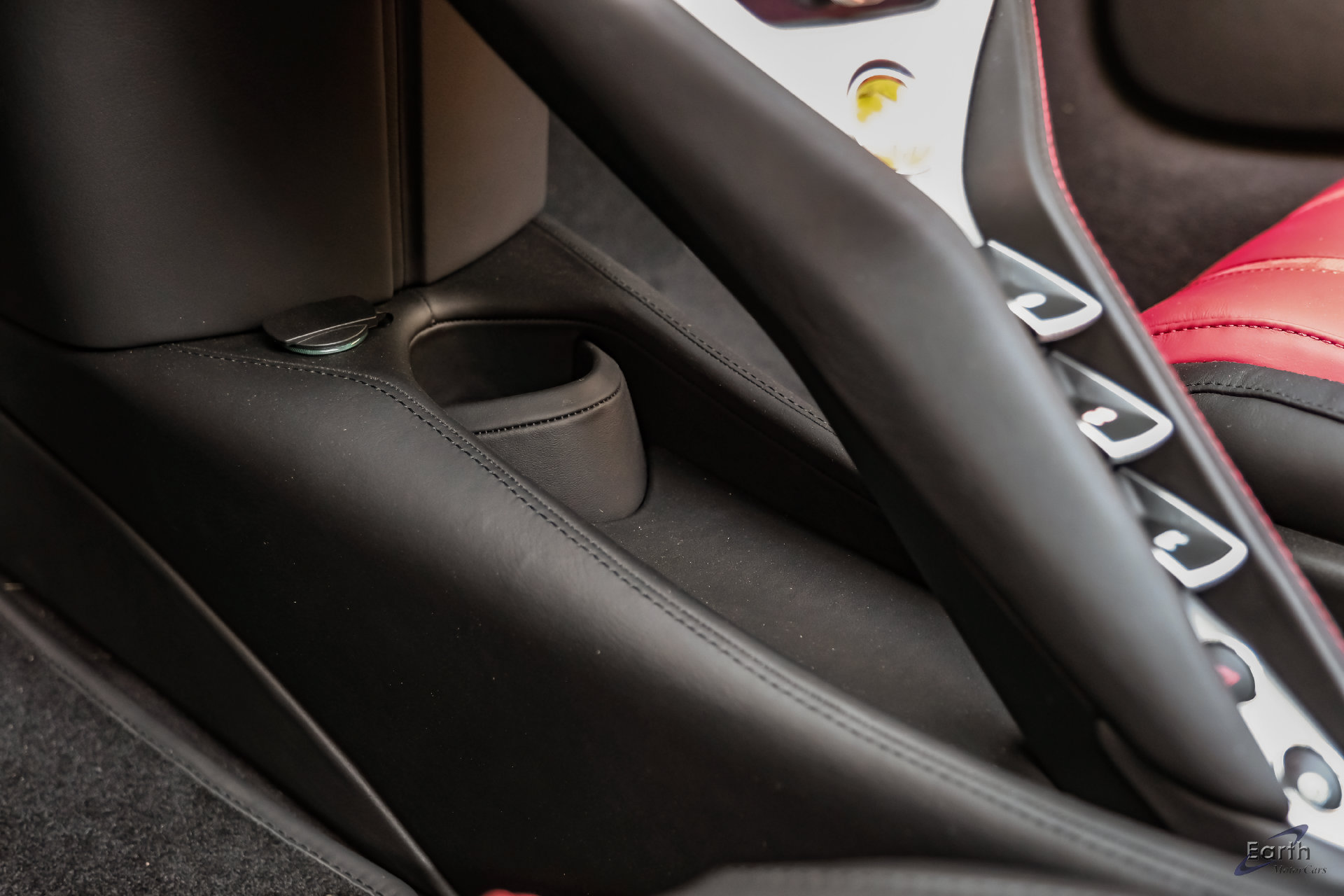 Used 2025 McLaren 750S Spider RWD image 79