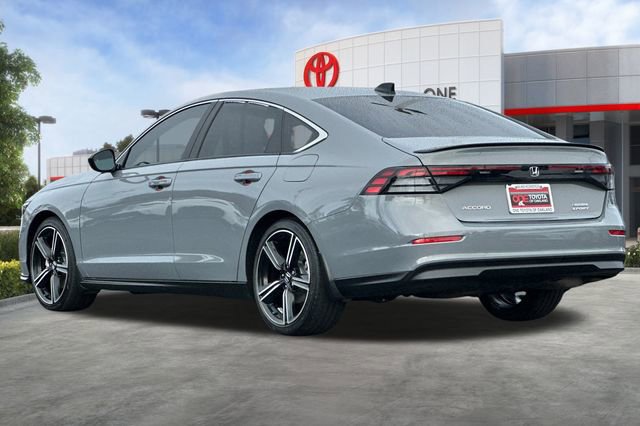 Used 2024 Honda Accord Sport image 6