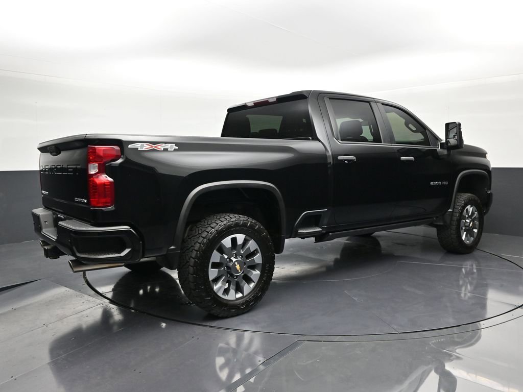 Used 2024 Chevrolet Silverado 2500 Custom w/ Custom Value Package AWD/4WD image 5