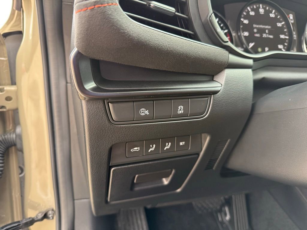 Used 2025 MAZDA MAZDA3 s image 11