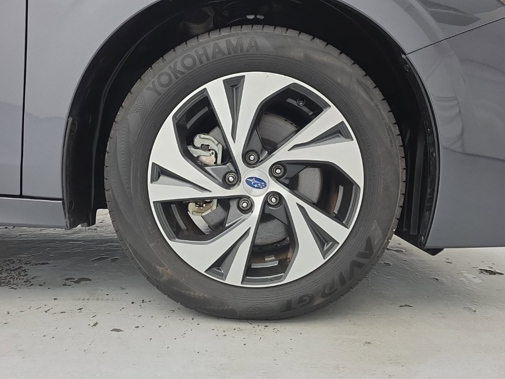 Used 2025 Subaru Legacy Premium AWD/4WD image 18