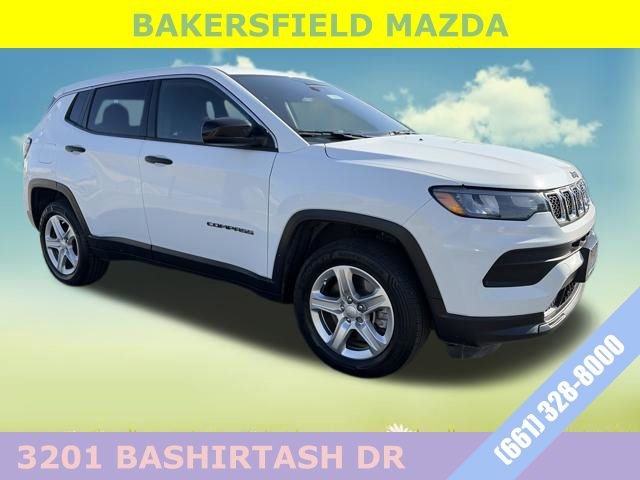 Used 2023 Jeep Compass Sport image 7