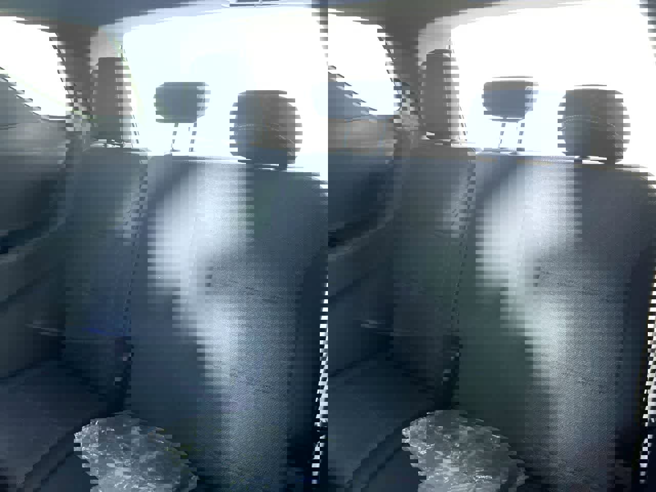 Used 2025 Chevrolet Traverse LT image 26